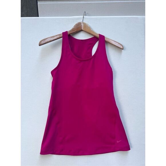 Nike Built-In Bra Active Women’s Slim fit  Tank Top size M - Picture 1 of 6
